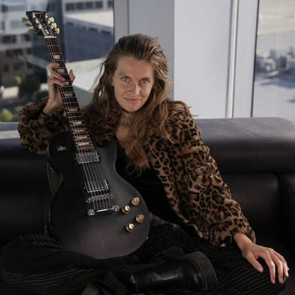 Ania - Private Guitar Teacher